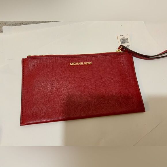 NEW MICHAEL KORS JET SET SIGNATUREDK SANGRIALARGE ZIP WRISTLET 98